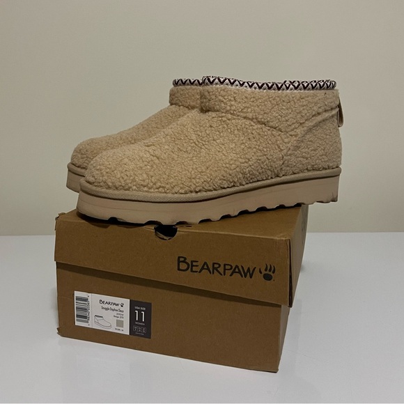 Bearpaw Daphne Boots - Picture 4 of 8